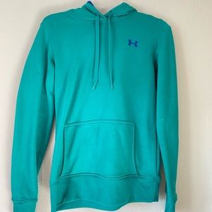 Under Armour sweatshirt